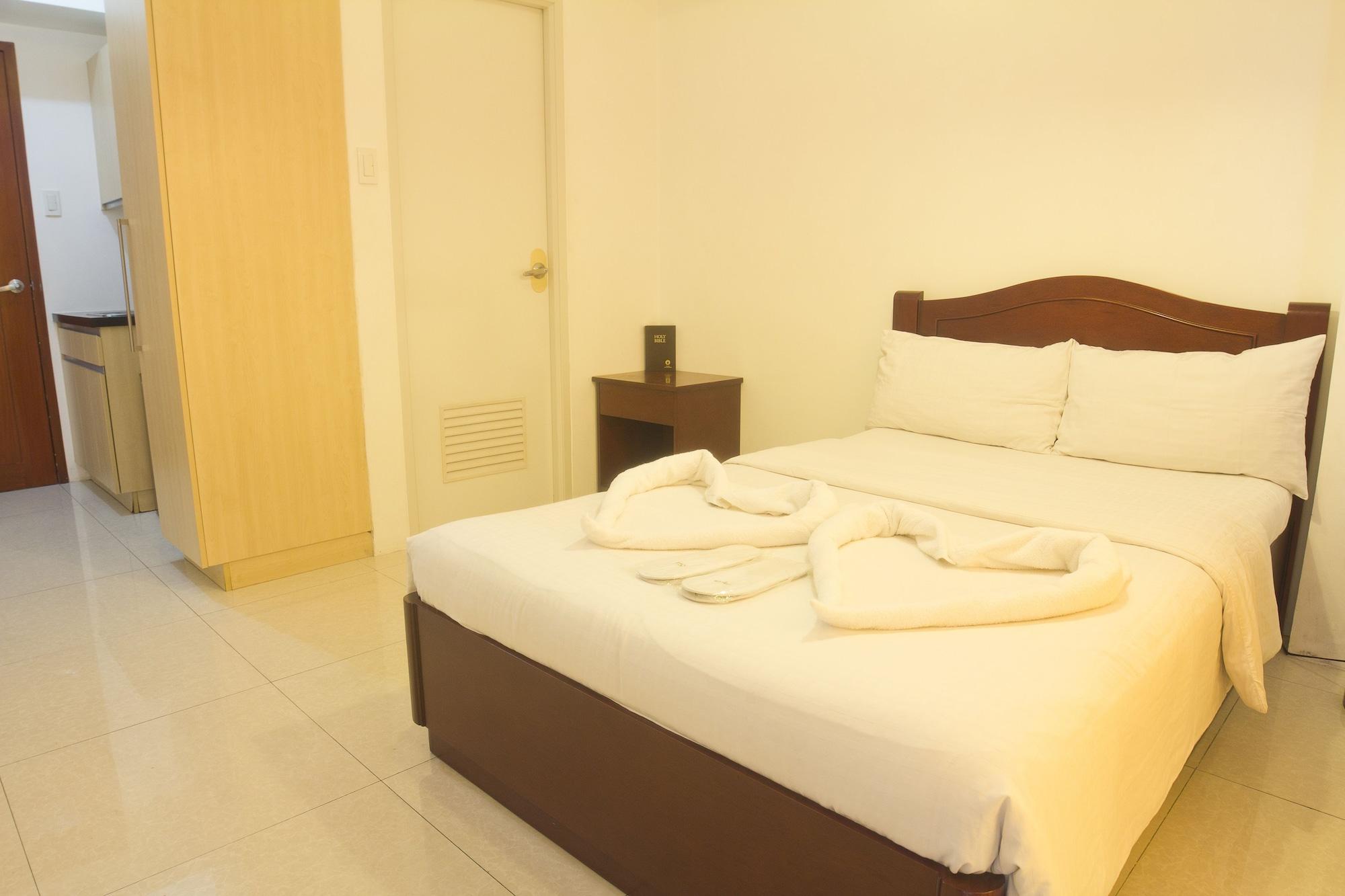 Oyo 893 Dian Suites Makati Manila Exteriér fotografie