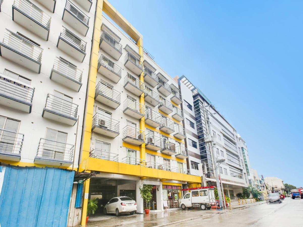 Oyo 893 Dian Suites Makati Manila Exteriér fotografie