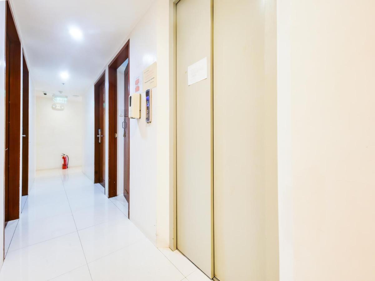 Oyo 893 Dian Suites Makati Manila Exteriér fotografie