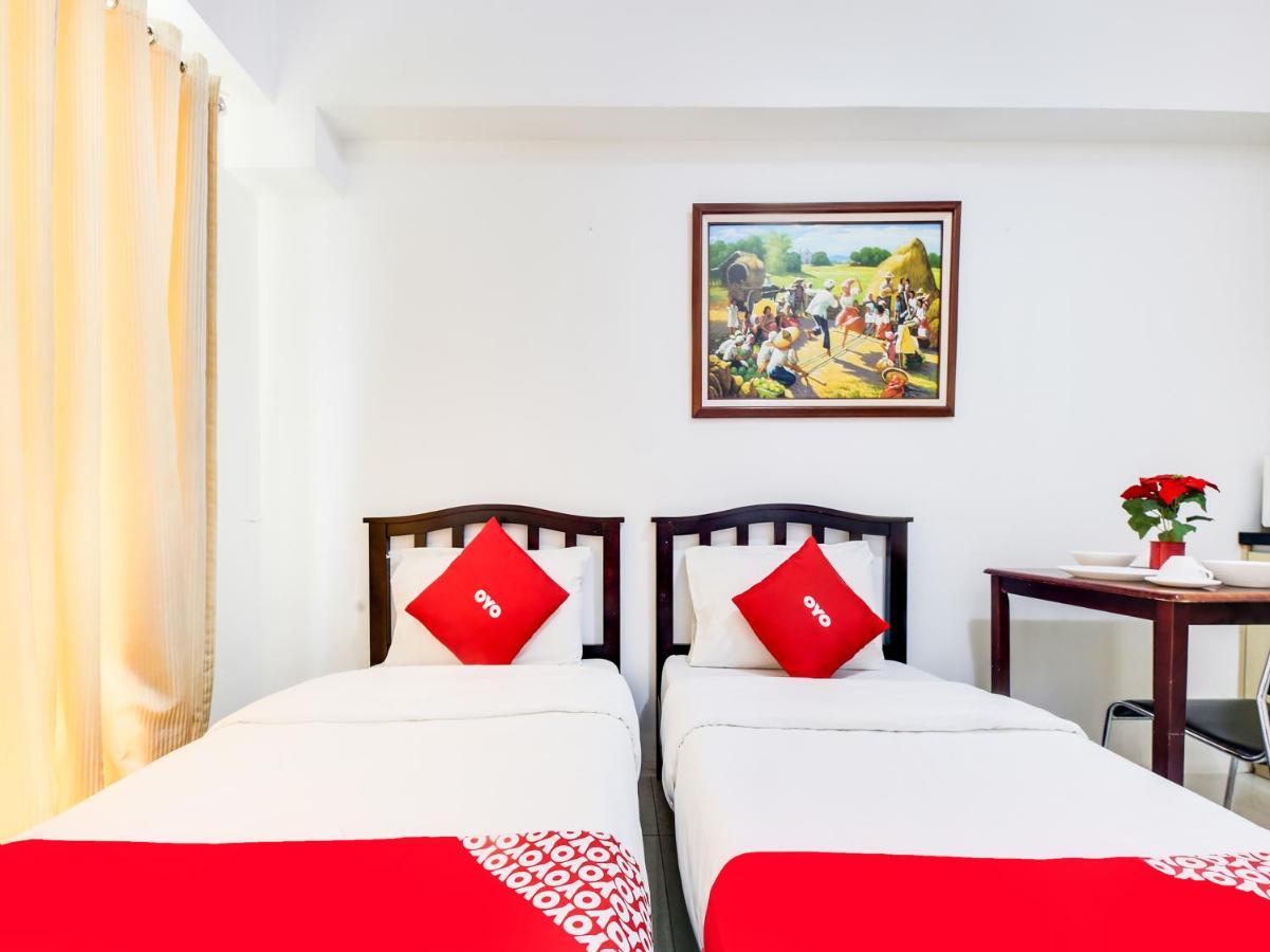 Oyo 893 Dian Suites Makati Manila Exteriér fotografie