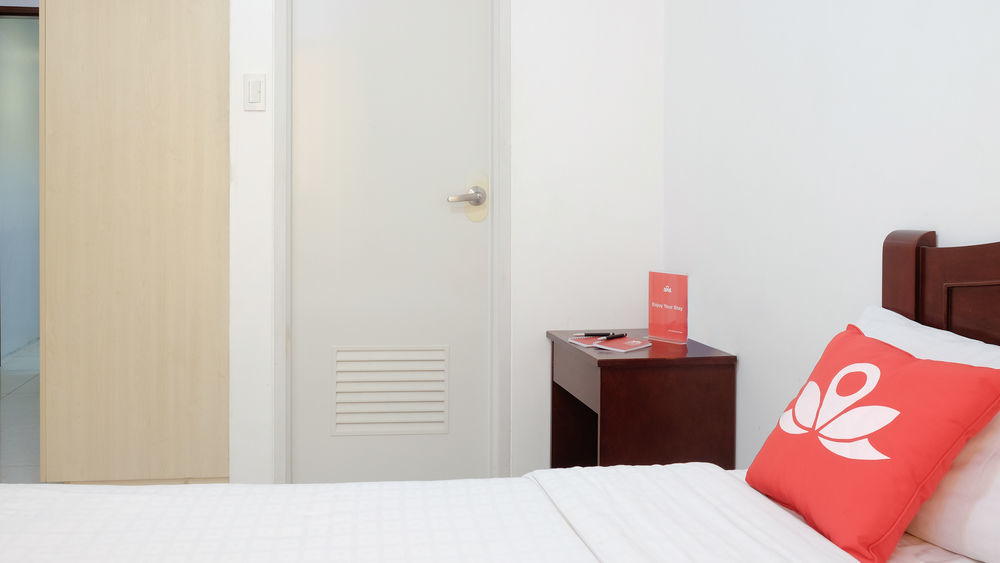 Oyo 893 Dian Suites Makati Manila Exteriér fotografie