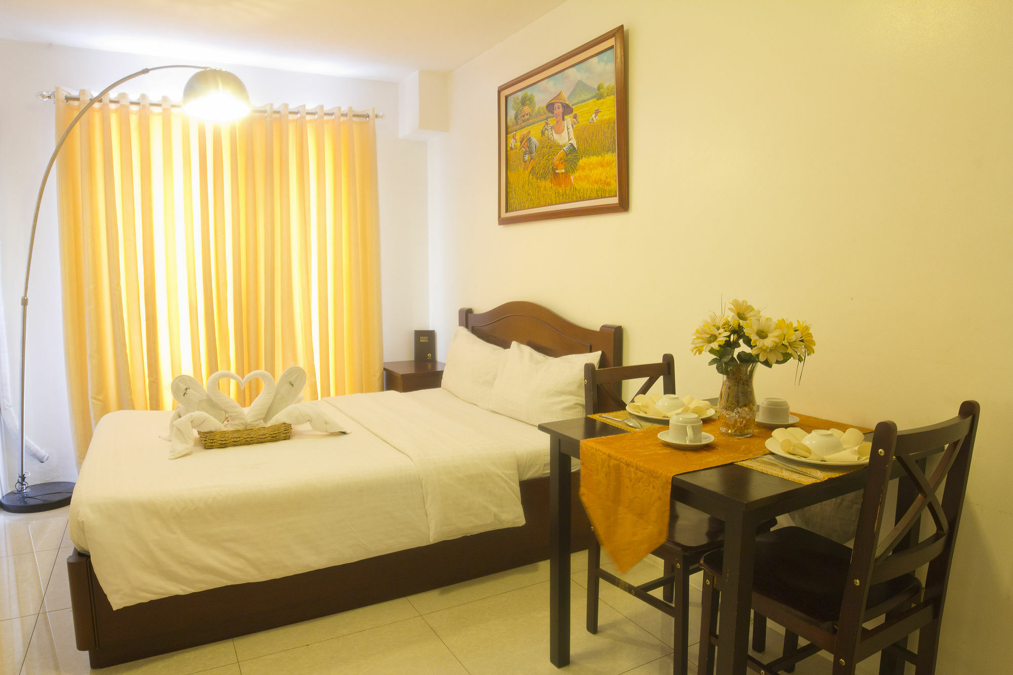 Oyo 893 Dian Suites Makati Manila Exteriér fotografie