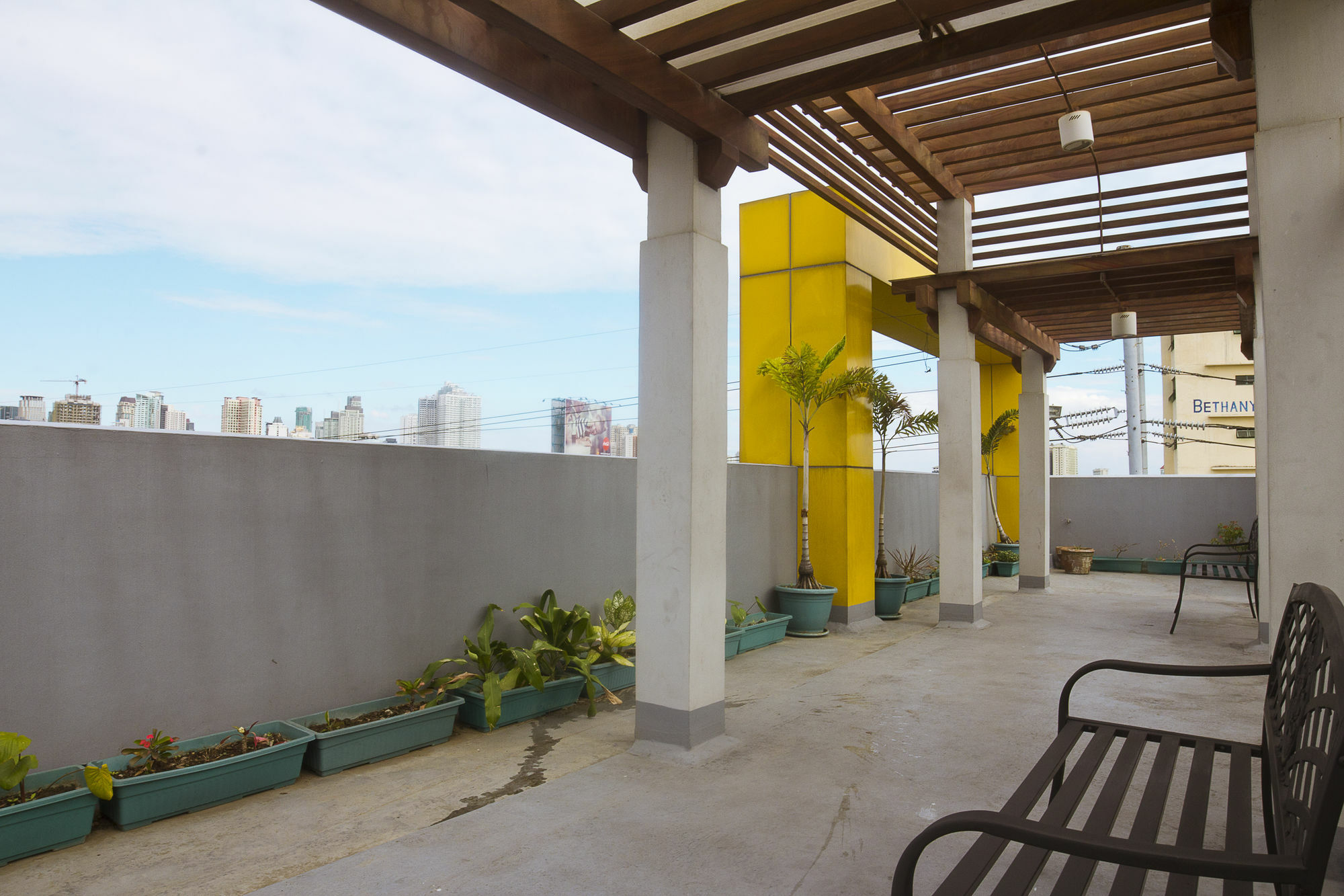 Oyo 893 Dian Suites Makati Manila Exteriér fotografie